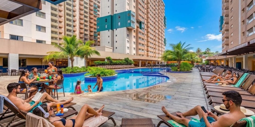 Hóspedes relaxando na piscina