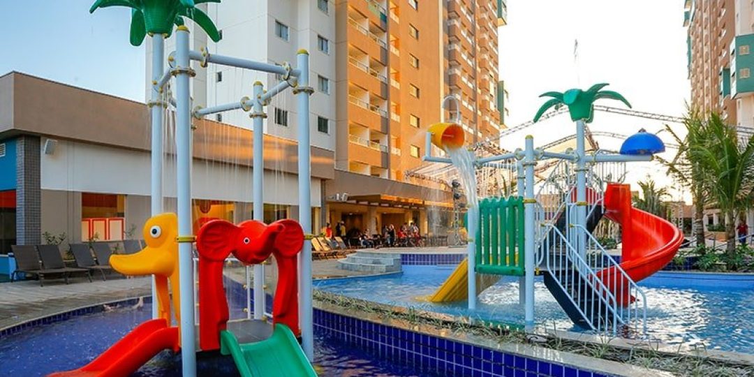 Brinquedo aquático infantil do Enjoy Olímpia Park Resort