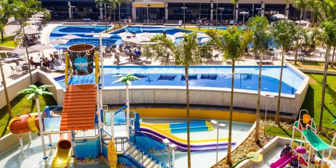 Brinquedo aquático do Enjoy Solar das Águas Park Resort